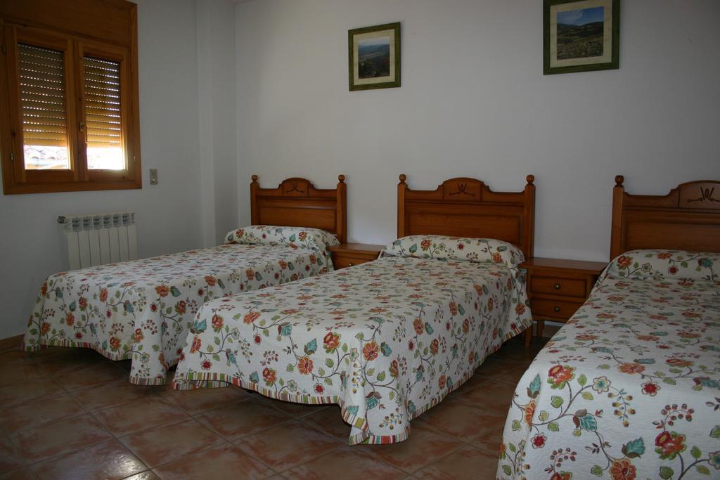 Alojamiento Rural Sierra De Gudar Valbona Chambre photo